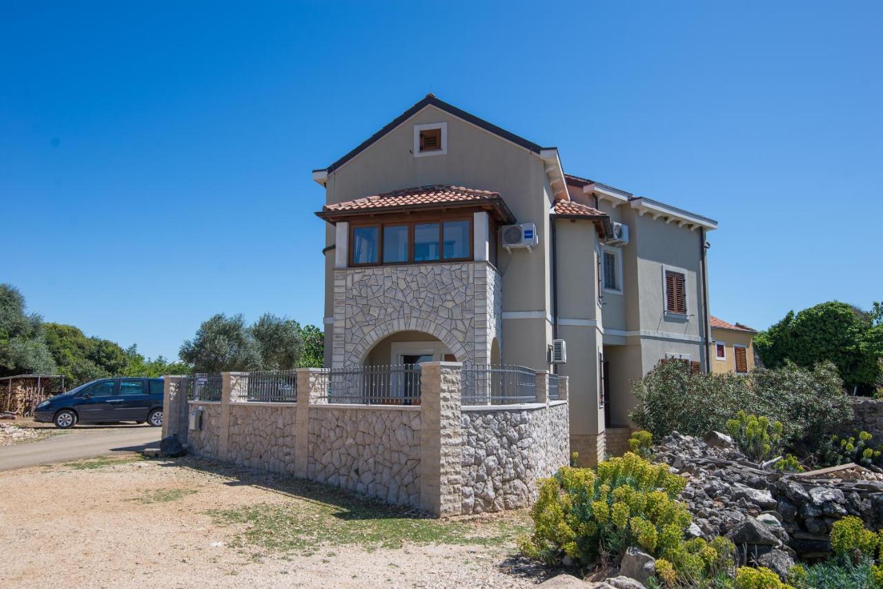 Apartments With A Parking Space Punta Kriza, Cres - 8082 Kültér fotó