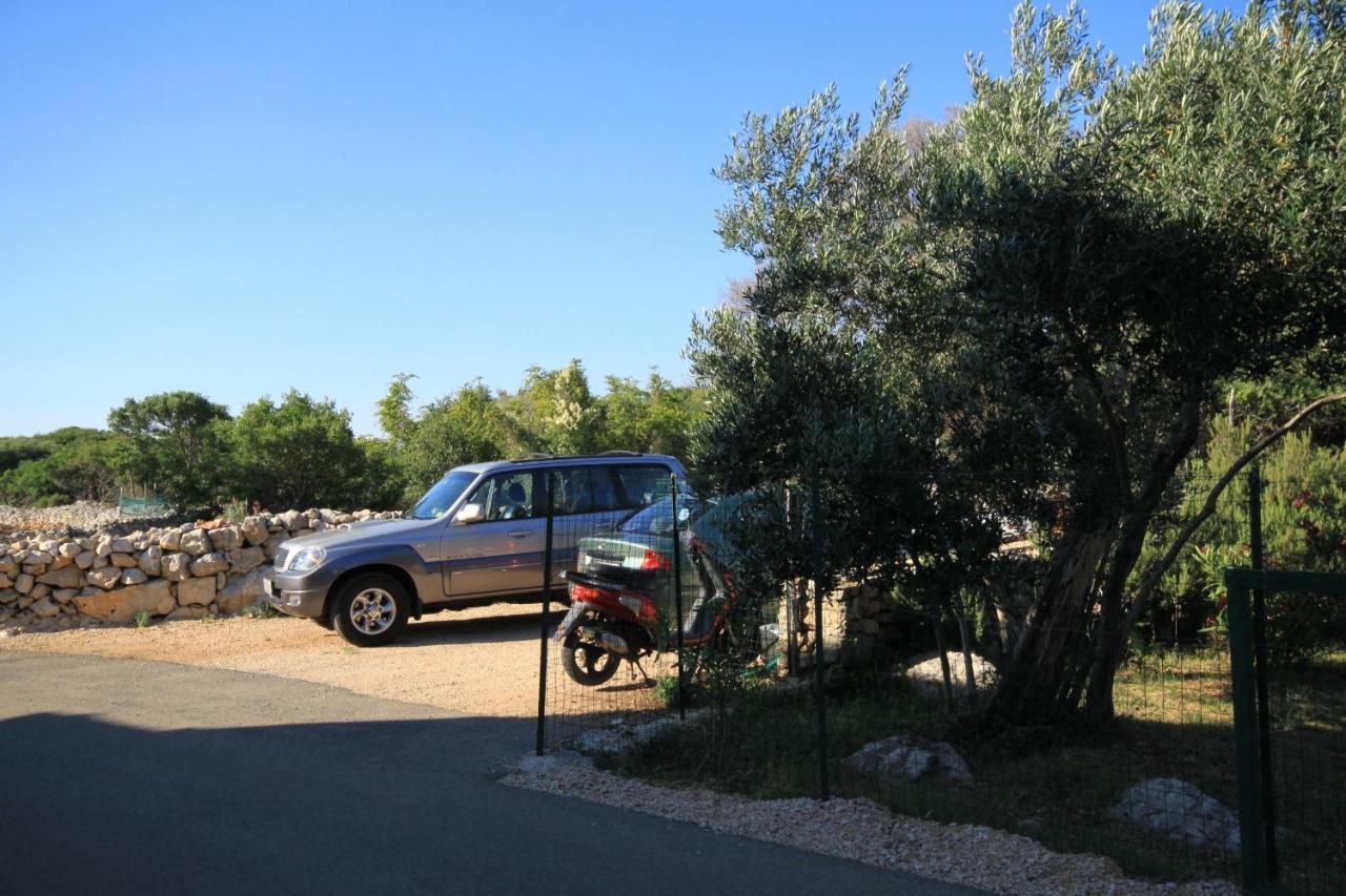 Apartments With A Parking Space Punta Kriza, Cres - 8082 Kültér fotó